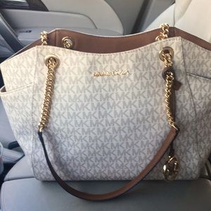 Gently Used Beautiful Michael Korsmpurse